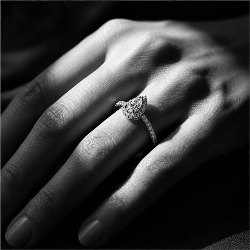 ETERNAL TEARDROP RING