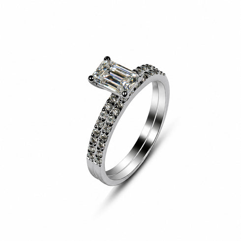 THE ELARA EMERALD PAVE RING