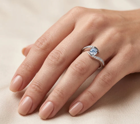 THE ETERNAL EMBRACE RING